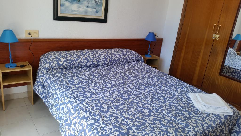 Apartamentos Ocana 칼라 데 피네스트라트 외부 사진